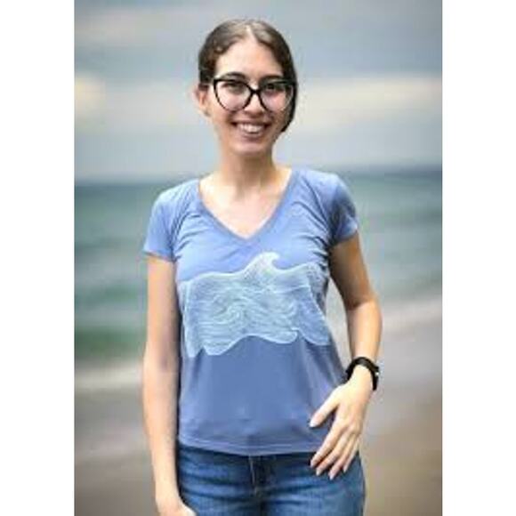 FISHERMAN'S DAUGHTER Life Comes in Waves ORGANIC COTTON  V-Neck Tee T-Shirt  XL - Picture 2 of 6